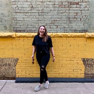 Meet your Posher, Lexi